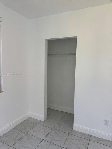 1461 NE 118 St, Miami, FL 33161