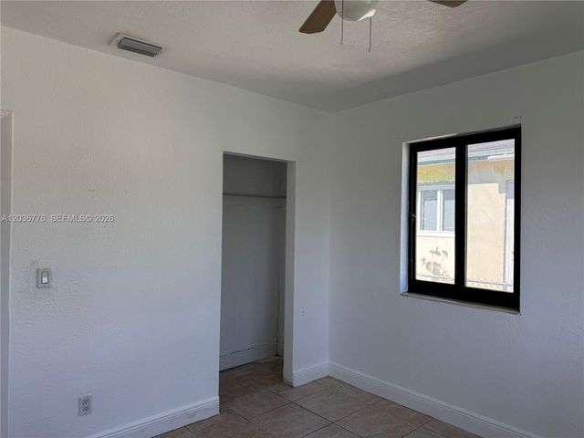 1461 NE 118 St, Miami, FL 33161