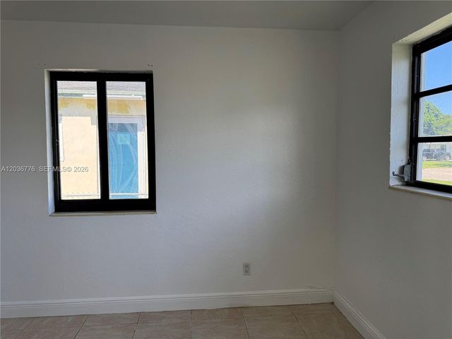 1461 NE 118 St, Miami, FL 33161