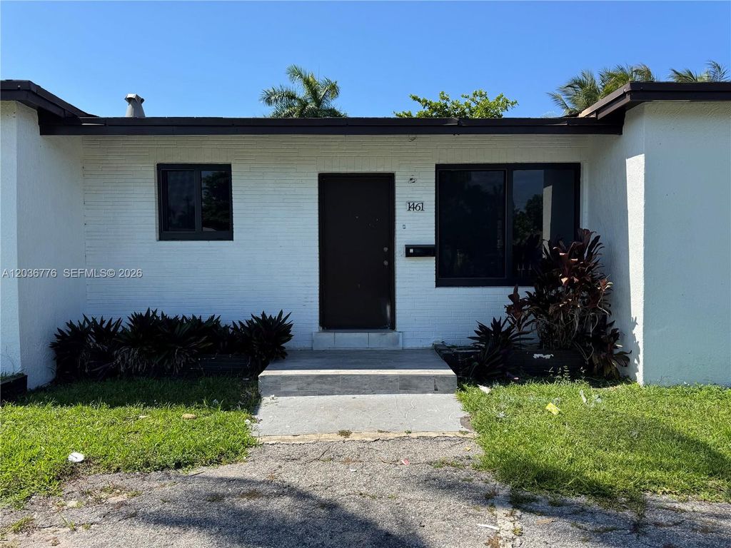 1461 NE 118 St, Miami, FL 33161