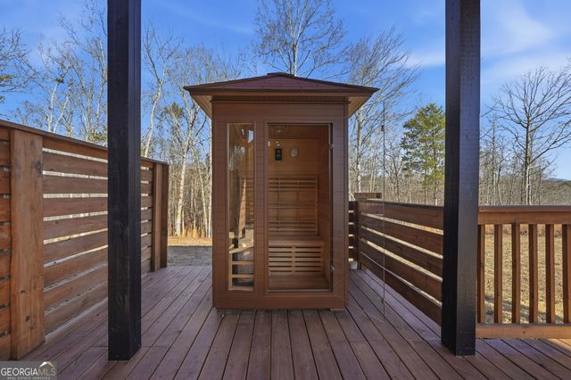 300 Burbano Creekside Landing, Talking Rock, GA 30175