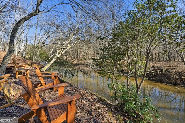 300 Burbano Creekside Landing, Talking Rock, GA 30175