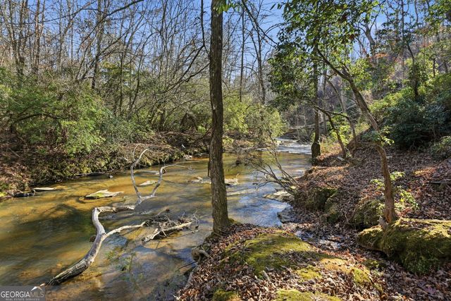 300 Burbano Creekside Landing, Talking Rock, GA 30175