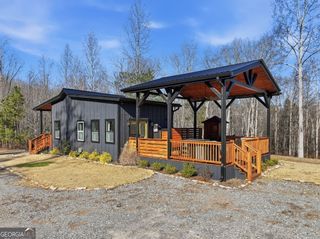 300 Burbano Creekside Landing, Talking Rock, GA 30175