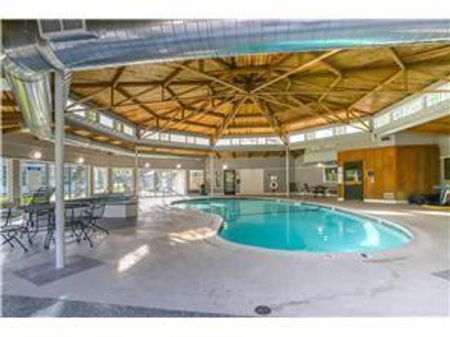 10501 Cedar Lake Road 414, Minnetonka, MN 55305