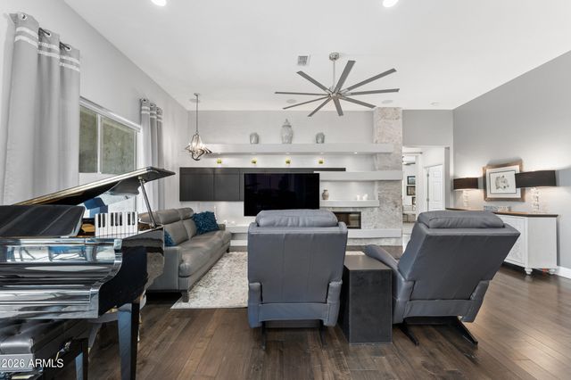 16348 W INDIANOLA Avenue, Goodyear, AZ 85395
