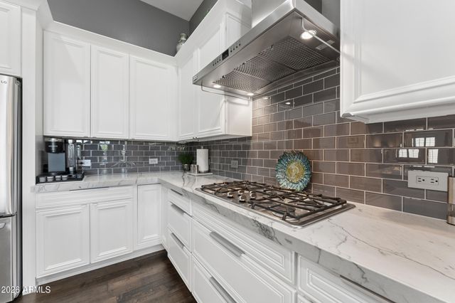 16348 W INDIANOLA Avenue, Goodyear, AZ 85395