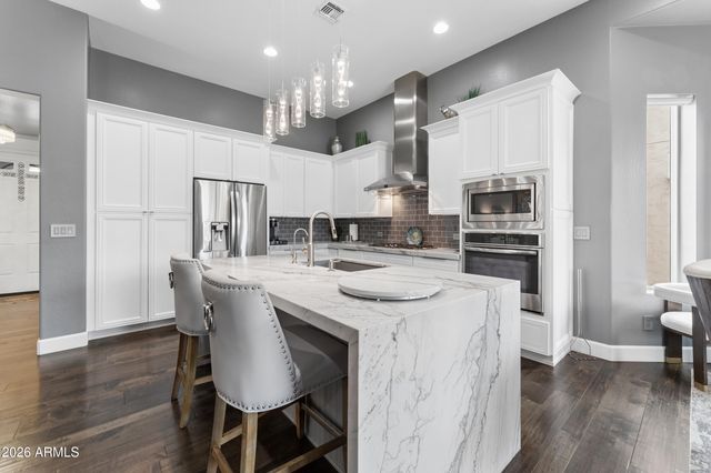 16348 W INDIANOLA Avenue, Goodyear, AZ 85395