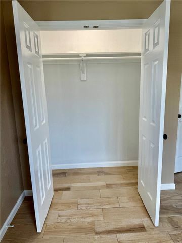 7225 Hummingbird Lane, Texas City, TX 77591