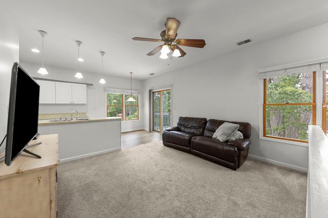 1S705 Westview Avenue, Lombard, IL 60148