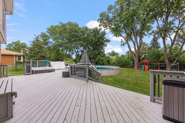 1S705 Westview Avenue, Lombard, IL 60148