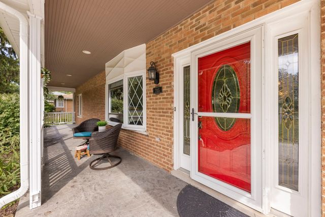 1S705 Westview Avenue, Lombard, IL 60148