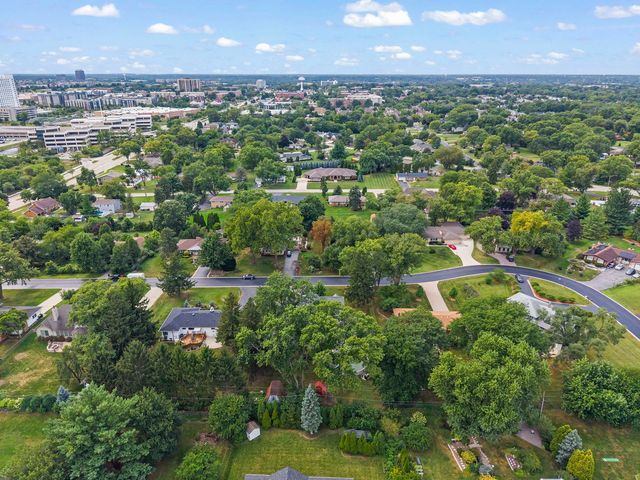 1S705 Westview Avenue, Lombard, IL 60148