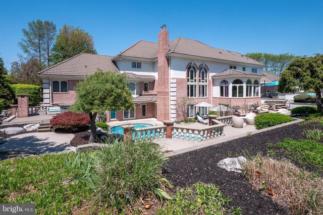 4250 RAYNESSA CT, Easton, PA 18045
