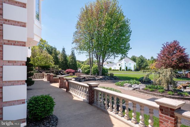 4250 RAYNESSA CT, Easton, PA 18045
