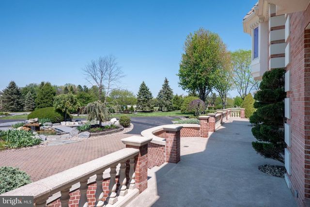 4250 RAYNESSA CT, Easton, PA 18045