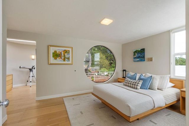 1325 Marlborough Road, Hillsborough, CA 94010