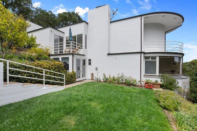 1325 Marlborough Road, Hillsborough, CA 94010