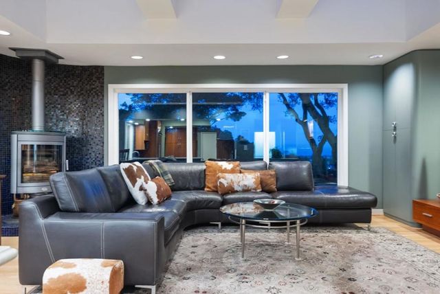 1325 Marlborough Road, Hillsborough, CA 94010