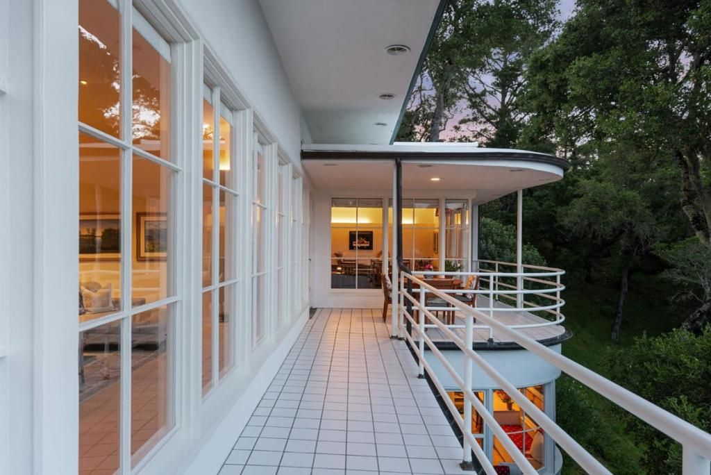 Image 40 of property listing at 1325 Marlborough Road, Hillsborough, CA 94010