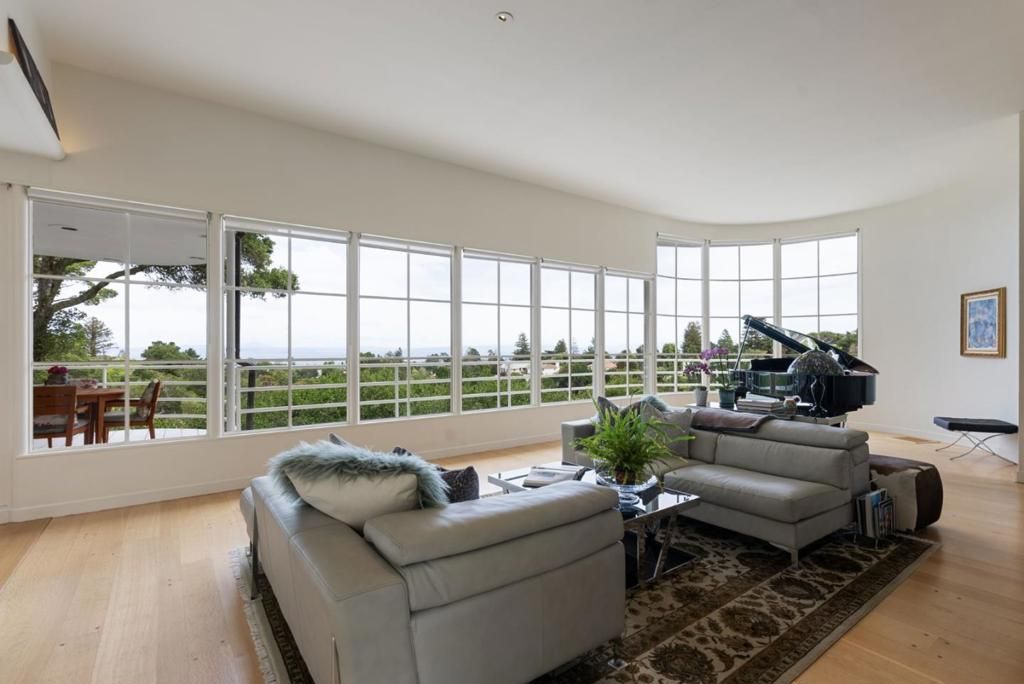 Image 8 of property listing at 1325 Marlborough Road, Hillsborough, CA 94010