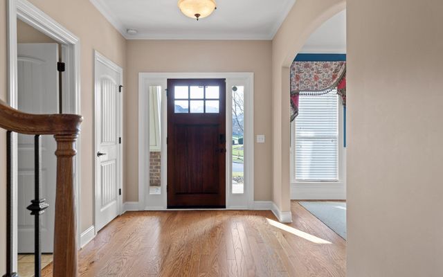 881 Lynnstone Drive, Chattanooga, TN 37405