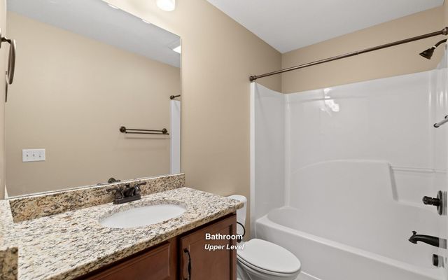 881 Lynnstone Drive, Chattanooga, TN 37405