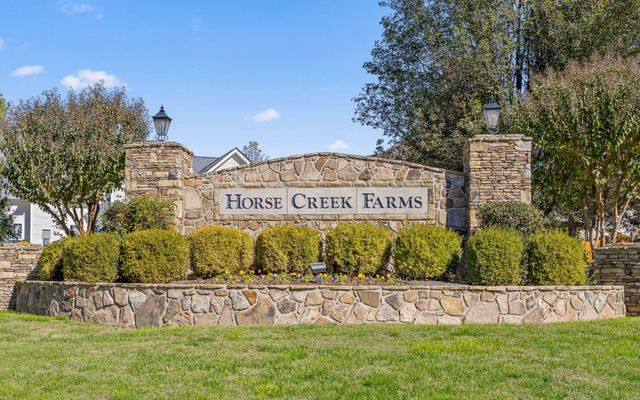 881 Lynnstone Drive, Chattanooga, TN 37405