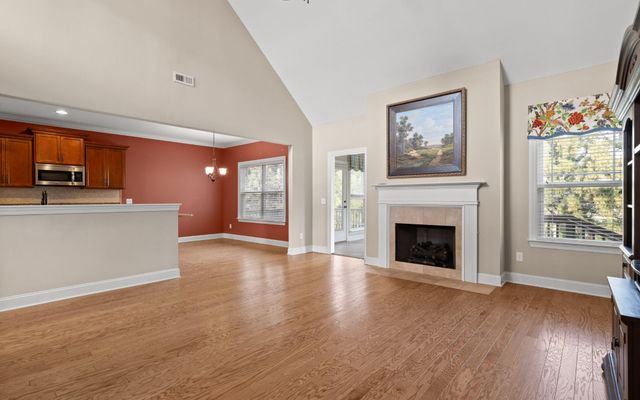 881 Lynnstone Drive, Chattanooga, TN 37405