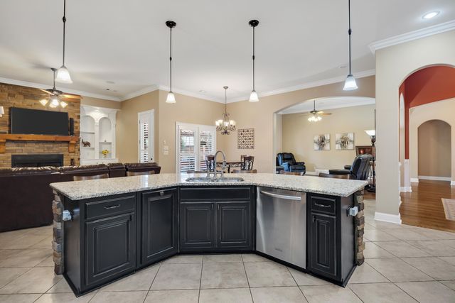 1793 N CROSSBERRY CV, Collierville, TN 38017