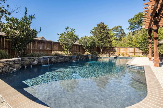 1793 N CROSSBERRY CV, Collierville, TN 38017