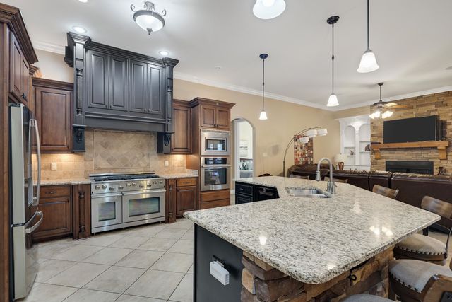 1793 N CROSSBERRY CV, Collierville, TN 38017