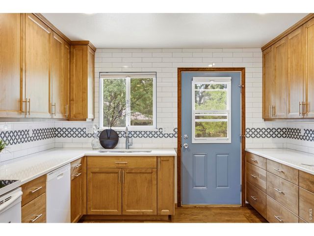 500 Cortez Ct, Fort Collins, CO 80525