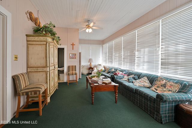 1112 Main Street, Natchez, MS 39120