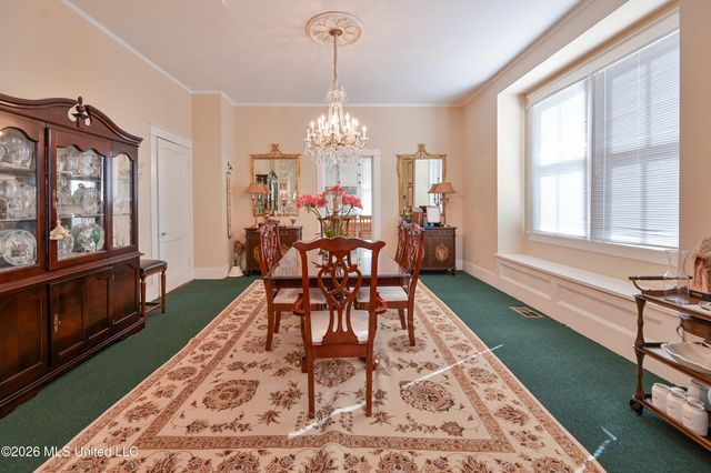 1112 Main Street, Natchez, MS 39120