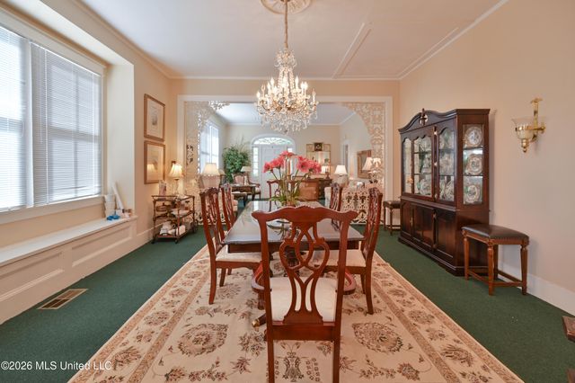 1112 Main Street, Natchez, MS 39120