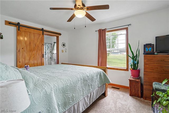 297 Hales Landing, Elizabeth, WV 26143