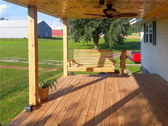 297 Hales Landing, Elizabeth, WV 26143