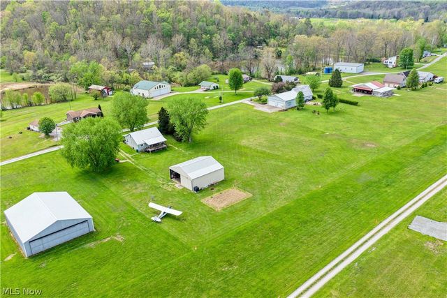 297 Hales Landing, Elizabeth, WV 26143