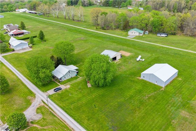 297 Hales Landing, Elizabeth, WV 26143