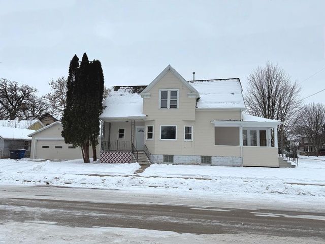 752 FRANKLIN STREET, Oshkosh, WI 54901