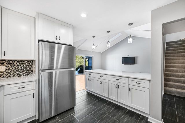 10121 N Lee COURT, Mequon, WI 53092