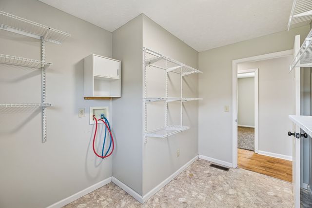 162 Pigeon Roost Rd, Brush Creek, TN 38547