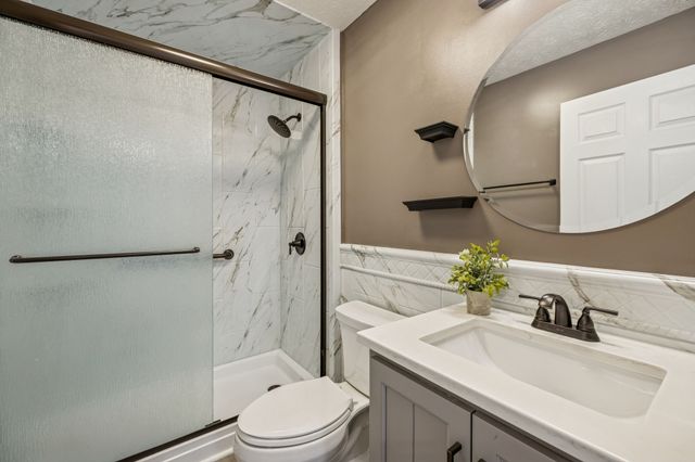 162 Pigeon Roost Rd, Brush Creek, TN 38547