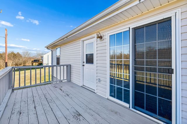 162 Pigeon Roost Rd, Brush Creek, TN 38547