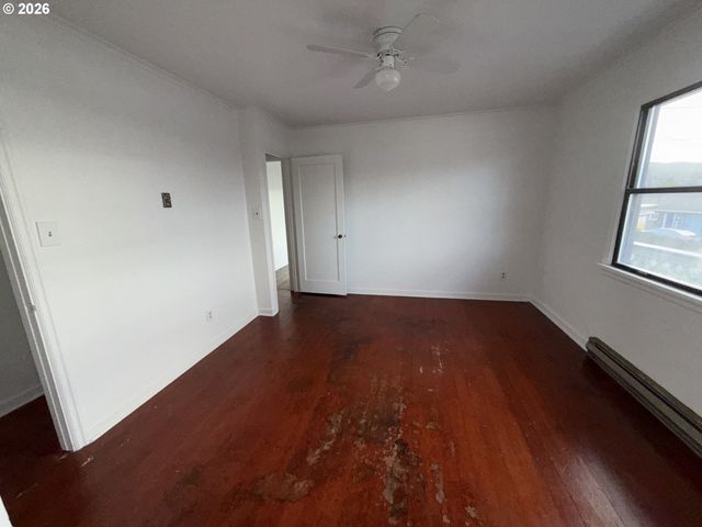 67 SPRUCE St, Wheeler, OR 97147