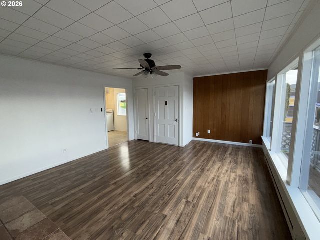 67 SPRUCE St, Wheeler, OR 97147