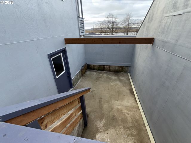 67 SPRUCE St, Wheeler, OR 97147