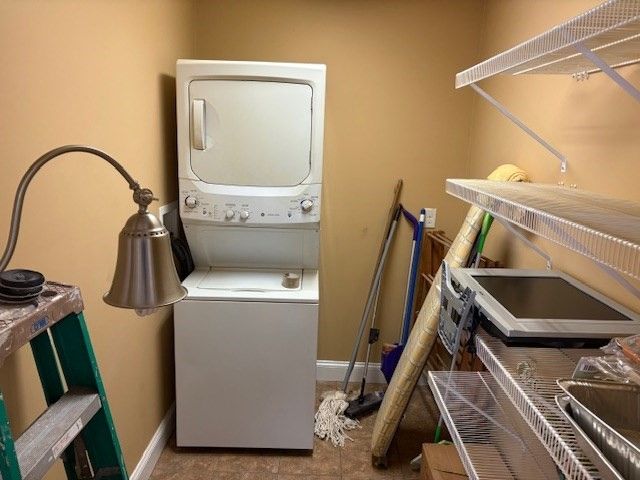 91 Agawam Lake Shore Drive, Wareham, MA 02571