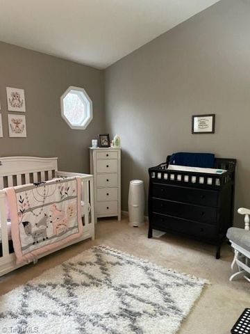 4107 Mcconnell Drive, Kernersville, NC 27284